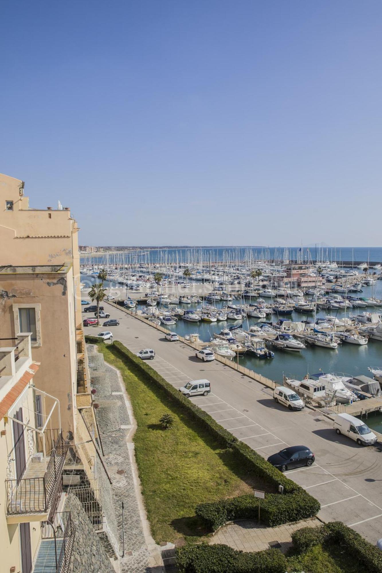 Apartamento A Casa Di Rino Nettuno Exterior foto